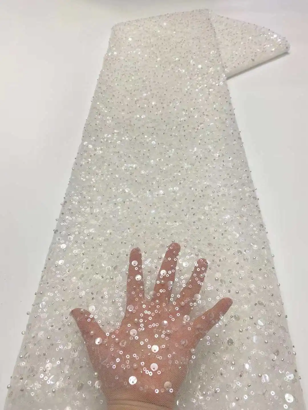 tissu-en-dentelle-de-tulle-nigerian-avec-perles-et-paillettes-2026-–-tissu-en-dentelle-filet-nigerian-de-haute-qualite-pour-robes