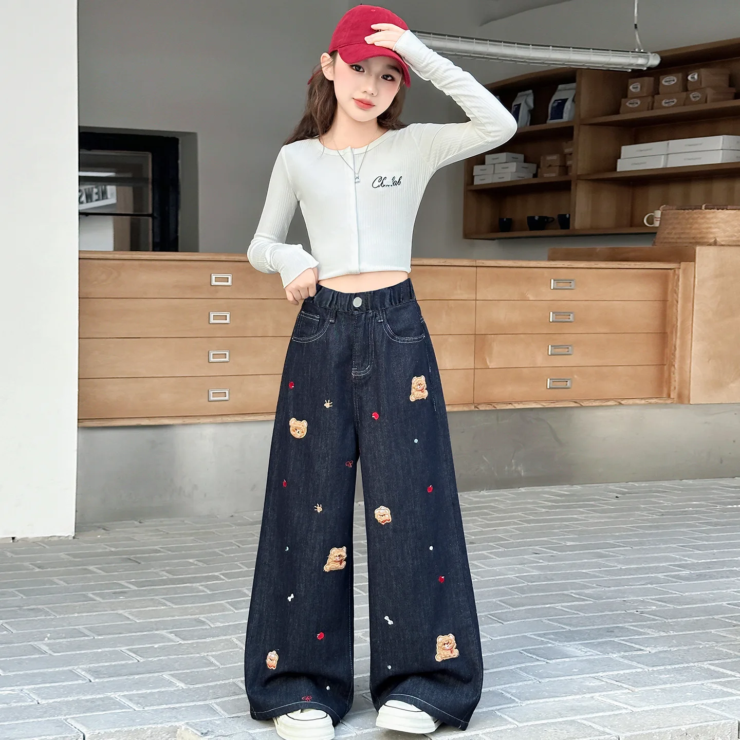 Spring Autumn Girls Denim Pants Children Trousers Kids Cartoon Sticker Embroidery Shaped Embroidery Straight Leg Jeans 4-14Years