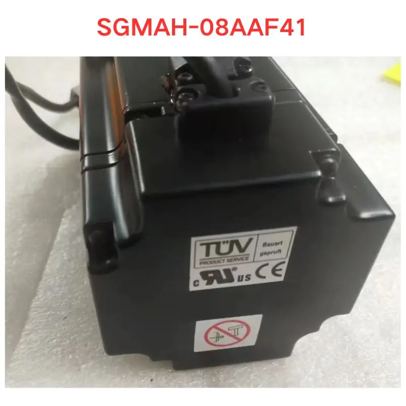 Used 90% New SGMAH-08AAF41 electrical machinery Functional test OK