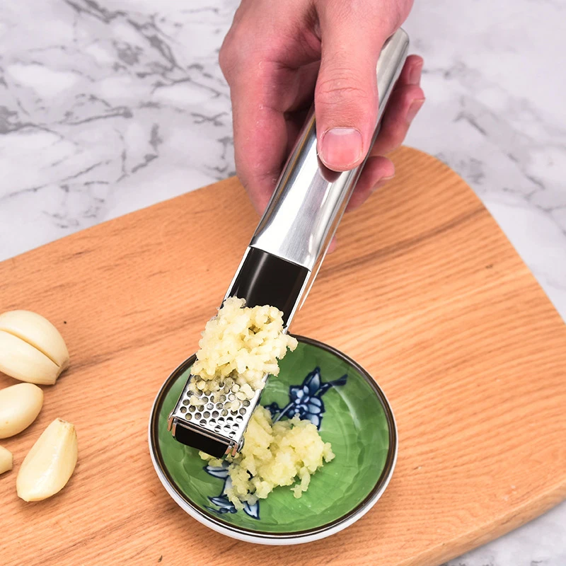 Stainless Steel Garlic Press Rustproof Garlic Mincer With Ergonomic Handle Efficient Ginger Crusher