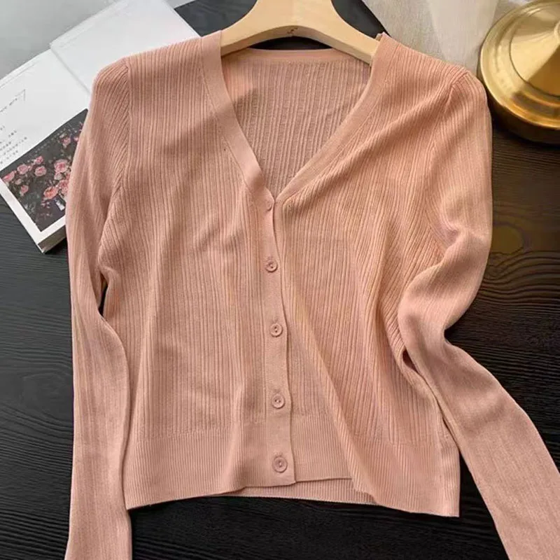 Cardigan de malha camisola versátil feminino primavera/verão 2024 nova moda auto cultivo protetor solar senhoras casaco superior