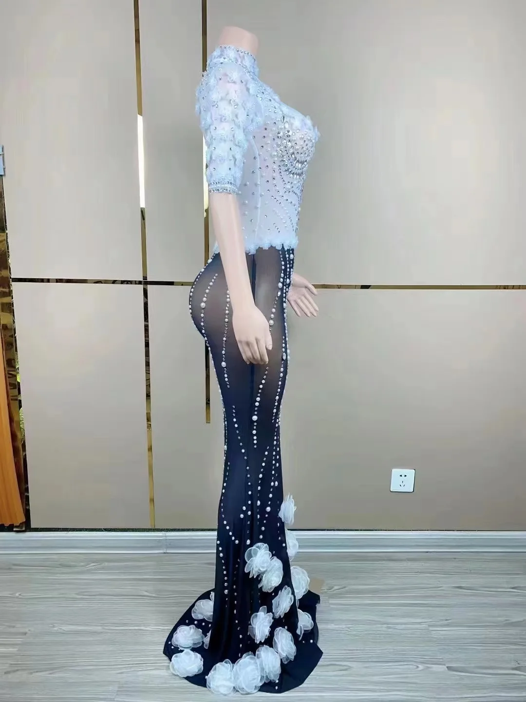 Customized New Mesh lace Pearl Transparent High Elastic Long Sleeved Sequins Sexy Tight Party Dress  Stage Performance Dress