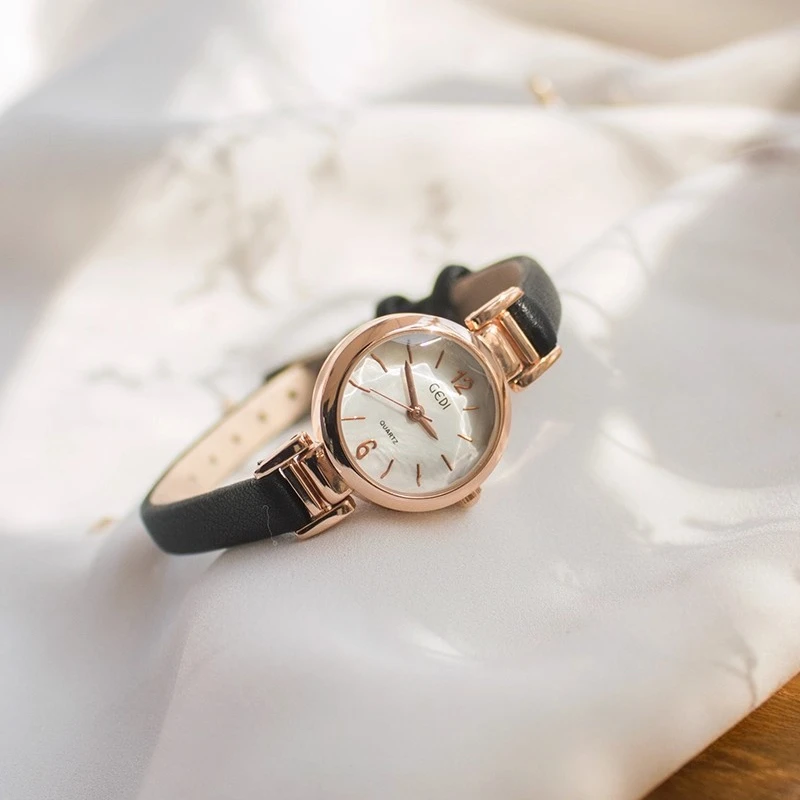 ساعة نسائية أنيقة وبسيطة على الطراز الكوري، حزام صغير وحساس، ساعة يد للطلاب، ساعة كوارتز متعددة الاستخدامات على طراز موري