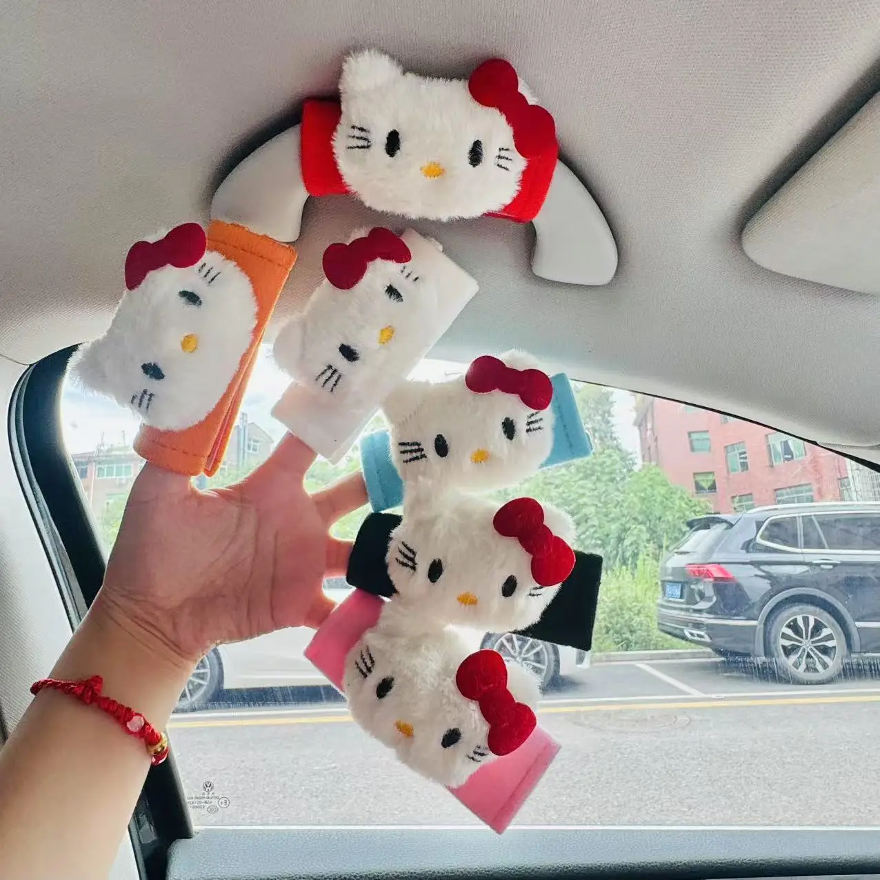 

Чехлы на подлокотники на крышу автомобиля в стиле аниме «Hello Kitty», мягкие чехлы на ручку на крышу автомобиля Sanrio, автомобильный интерьер, милые автомобильные аксессуары, подарки для интерьера