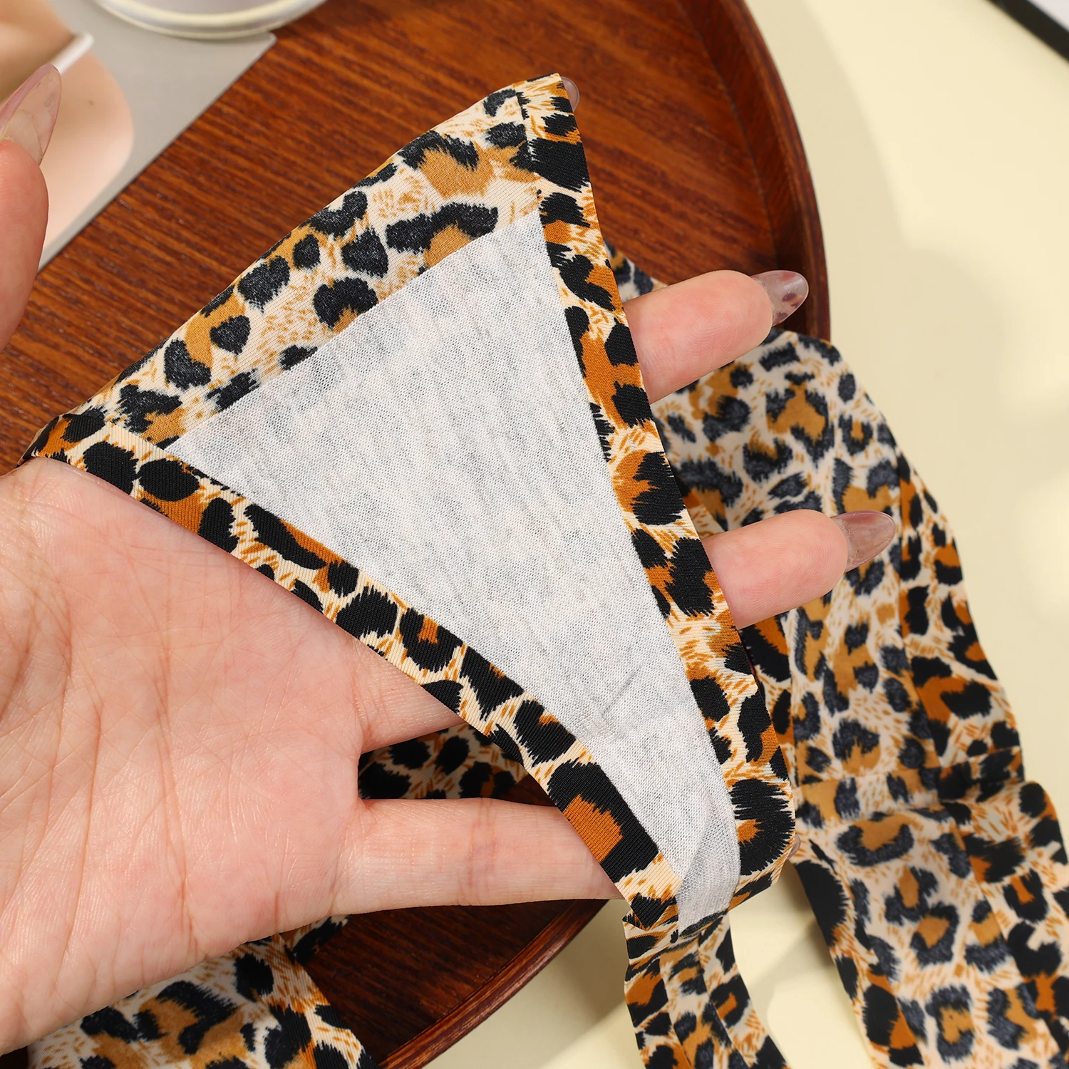 3Pcs/Set Sexy Leopard Thongs Women Panties Thongs Fashion Underwear Seamless Printed Panties Breathable Cozy Bikini Silk T-Back