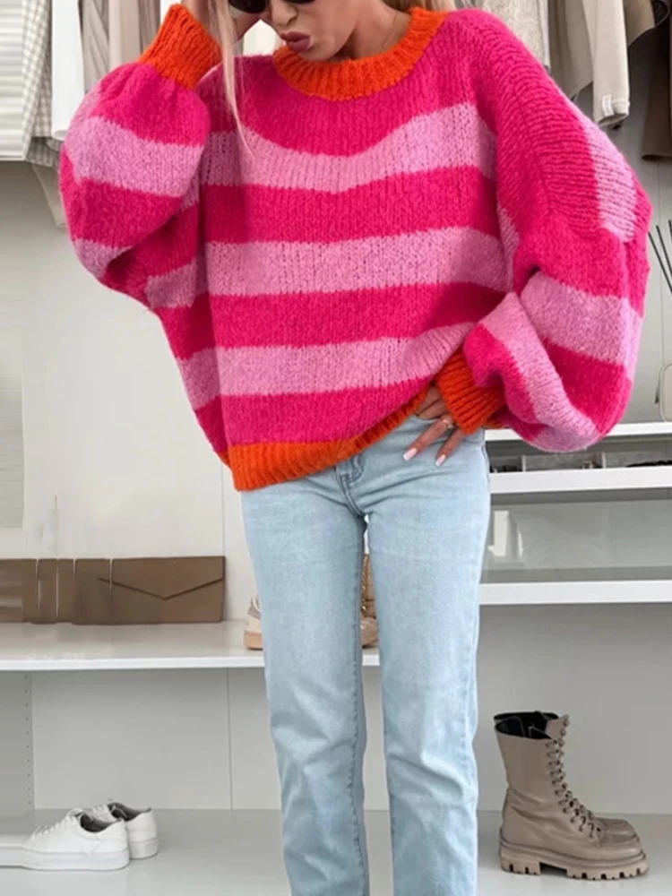 เสื้อสเวตเตอร์ลำลองลายทางพิมพ์ลายปะติด แฟชั่นฤดูใบไม้ร่วงฤดูหนาว เสื้อสเวตเตอร์อุ่นๆ คอกลม แขนยาว ถักนิตติ้ง สำหรับผู้หญิง