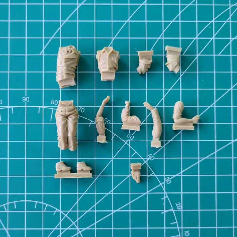 Kit de figurines en résine moulée sous pression, échelle 1/35, équipe allemande STUG de la seconde guerre mondiale, 2 figurines (sans réservoir), non assemblées et non peintes