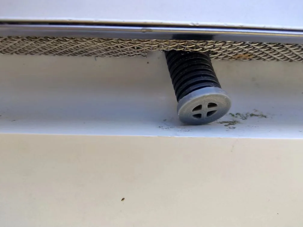 جهاز حماية من الصرف الصحي لمنفذ تكييف الهواء المنزلي المتنقل باللون الرمادي لملحقات الحماية الداخلية لليخوت وقارب السيارة والحافلة RV