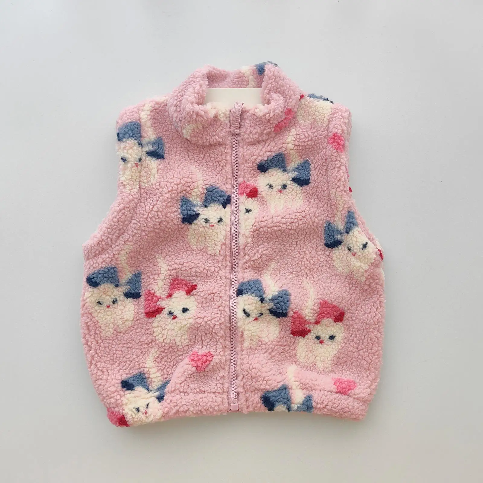 Kinderjas 2026 Herfst en Winter Nieuwe Mode Cartoon Schattig Meisjesjas Katoen Warme Leisure Jongensjas Kinderkleding
