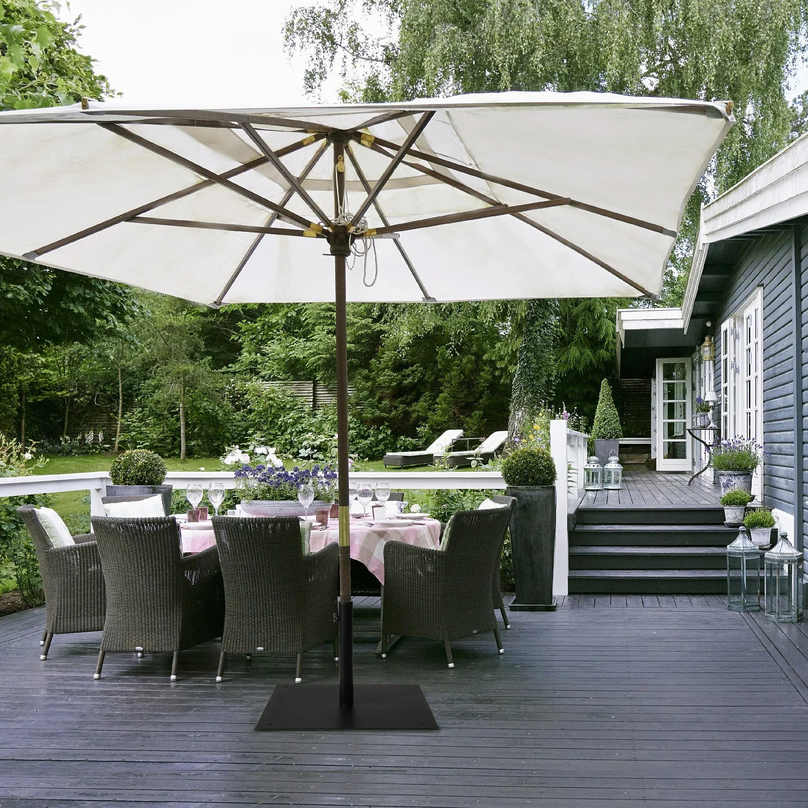

24.5" iron sunshade base, Easy to use and store, Heavy Sunshade umbrella base, strong and Exquisite workmanship umbrella base