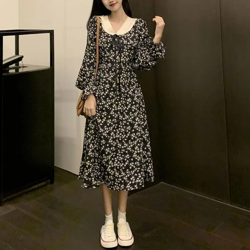 

Broken Flowers Retro Midi Dress Women's Clothing Long Sleeve Spring Autumn Spliced French Style Elegant V-Neck Lace-Up Dresses