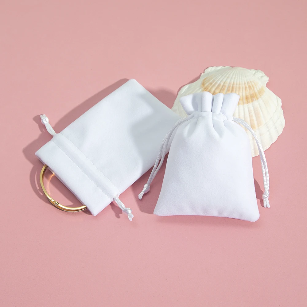 New Bulk White Velvet Drawstring Bags Mini Dice USB Bags Jewelry Packing Pouches 3.5x4.7 Inch Wedding Party Favors Candy Bags