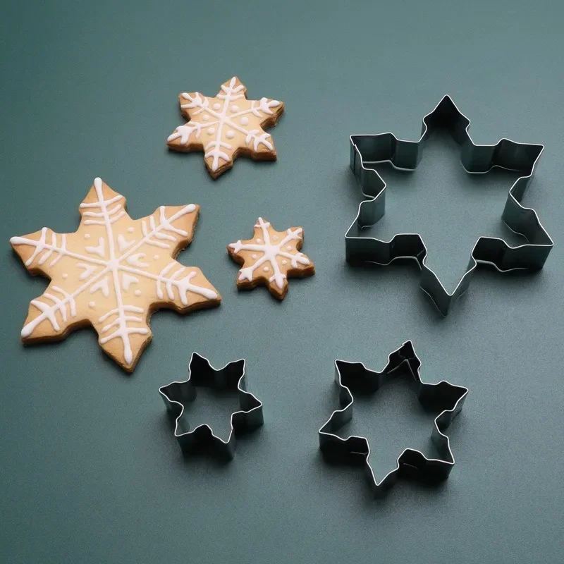 3-piece Snowflake Cookie Mold Food-grade Stainless Steel Baking Tool DIY Personality Cookie Model Cookie Cutters Fondant Cutter