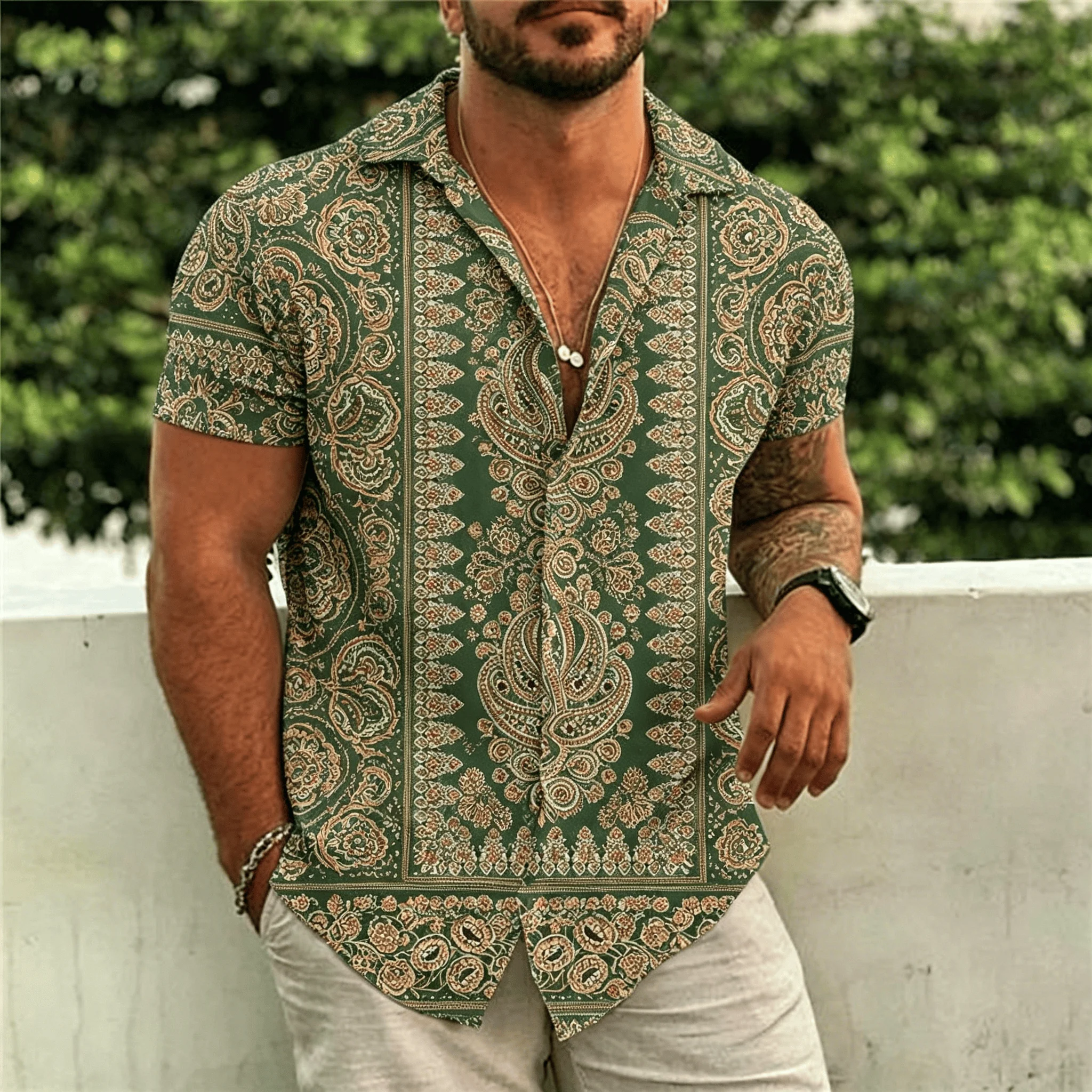 Men's Red Gold Baroque Floral Print Short Sleeve Shirt, Luxury Vintage Button Up Shirt for Spring & Summer