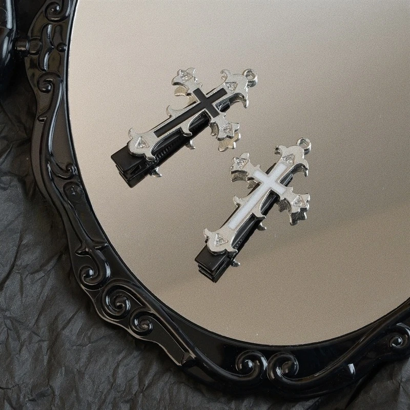 

1 шт. Ретро-готическая заколка для волос в виде креста, броский металлический дизайн, дерзкий аксессуар в стиле Y2K, стильный эффектный шик, новинка, украшение для волос для уличного и праздничного образа