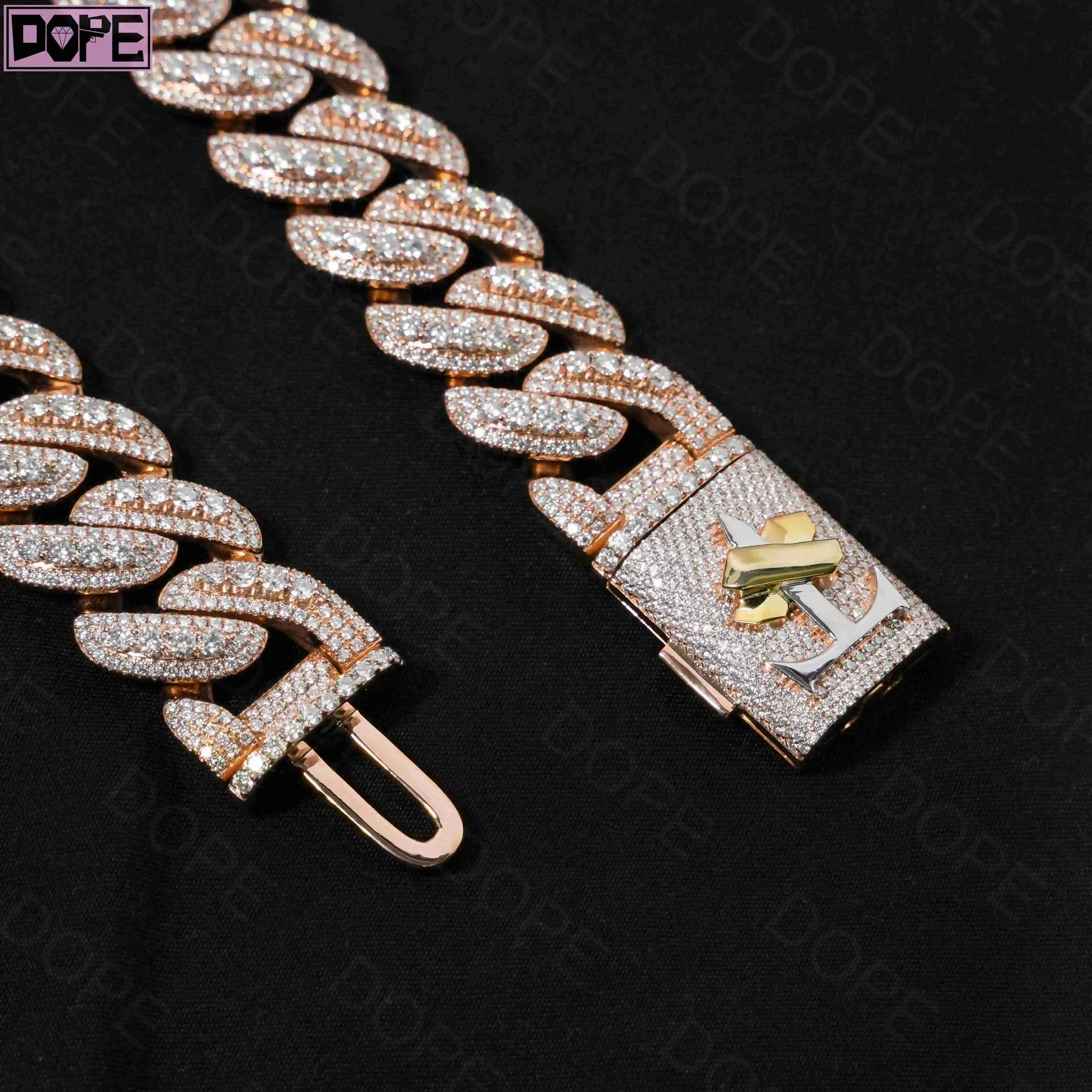 Hiphop 18MM Cuban Link Chain Iced Out Heavy Men Necklace Bling 925 Silver VVS Moissanite Cuban Chain.