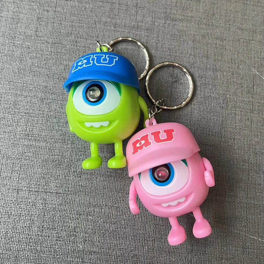 Disney's new confession big-eyed keychain glows and says iloveyou cartoon creative gift schoolbag pendant