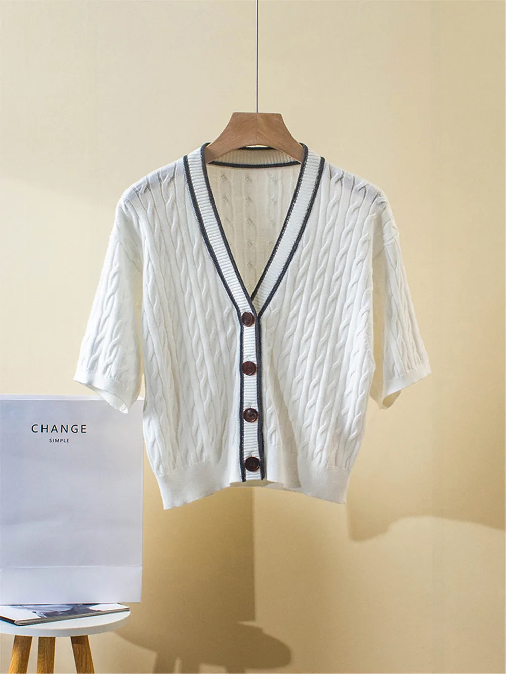 

Summer New Women's Pure Cotton V-neck Top temperament Commuting Bead Chain Knitted Short Sleeved Cardigan Vest Thin