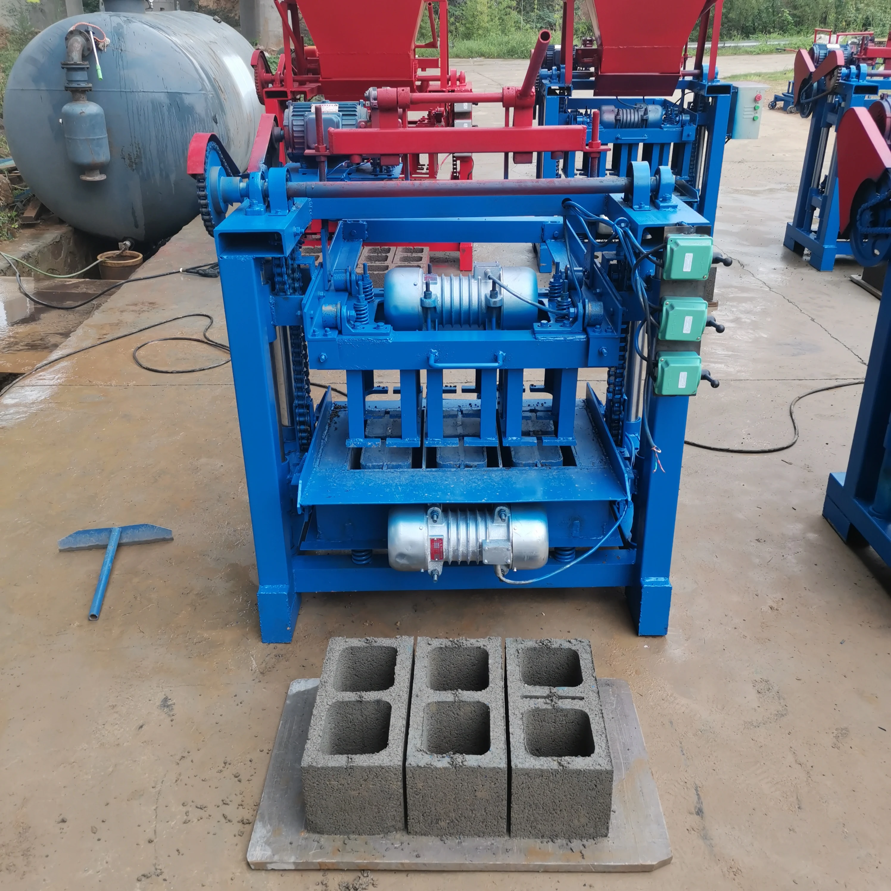 

Small Home Business Cement Hollow Block Machine YR4-35 Manual Brick Making Machine