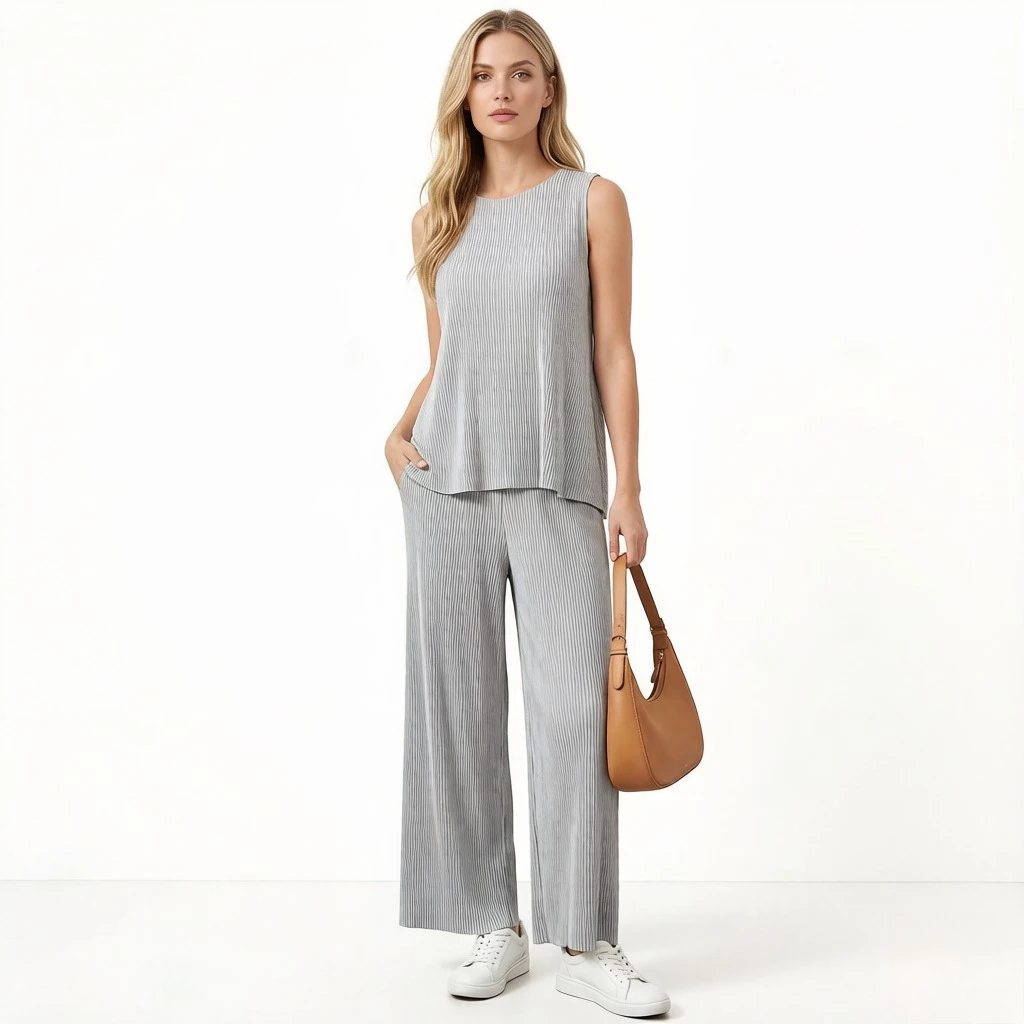 

Miyake Pleats 2026 Summer Set Women's Plus Size Korean-Style Casual Sleeveless Crew Neck Top & Wide-Leg Pants Two-Piece Set
