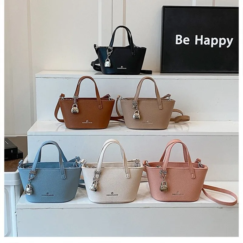 Trendy Minimalist Letter Logo Diaper Bags For Women Elegant Designer Shoulder Bag Simple Vintage Commuter Bag Leather Luxury