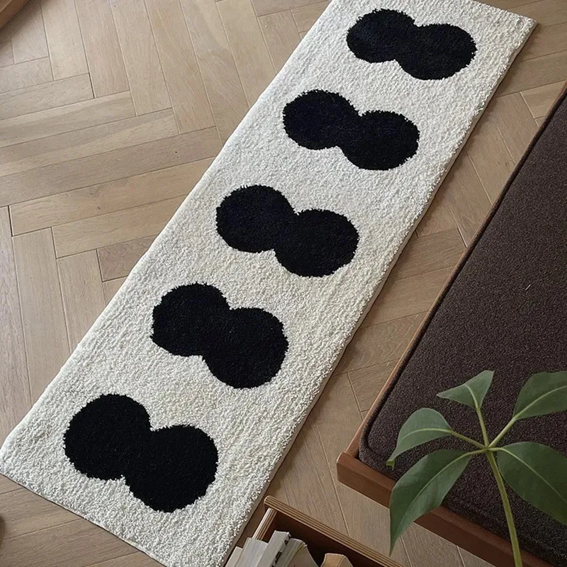 VIKAMA Wabi-Sabi Style Black And White Gourd Pattern Plush Runner Rug Home Bedroom Bedside Rug Hallway Entrance Mat