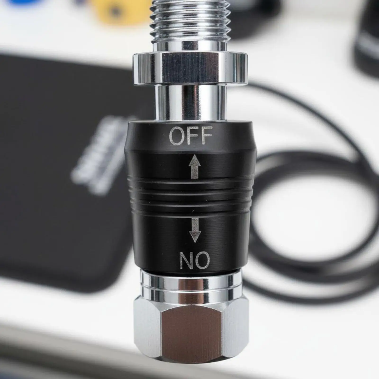 Scuba Diving Connector 9/16-18 UNF Thread Brass Shut Off Valve for Regulator Hose Quick Release Underwater Equipment
