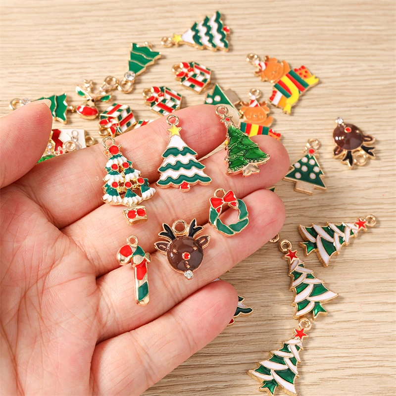 10 Stück gemischte Emaille-Weihnachtsbaum- und Rentier-Anhänger für Schmuckherstellung, Ohrhänger, Halsketten, Armbänder, DIY-Bastelzubehör – Detail 2