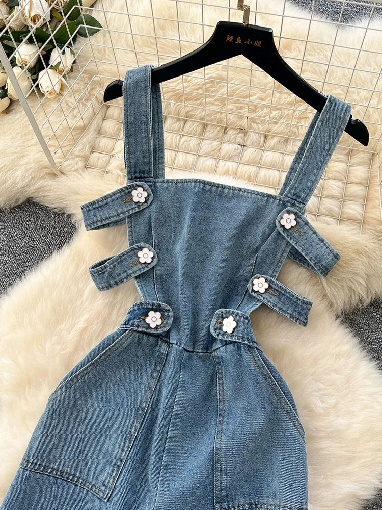 レトロデニムジャンプスーツ レディース 夏 2025 アップリケボタン フルパンツ 韓国風 ハイストリート ルーズストレートレッグ オーバーオール