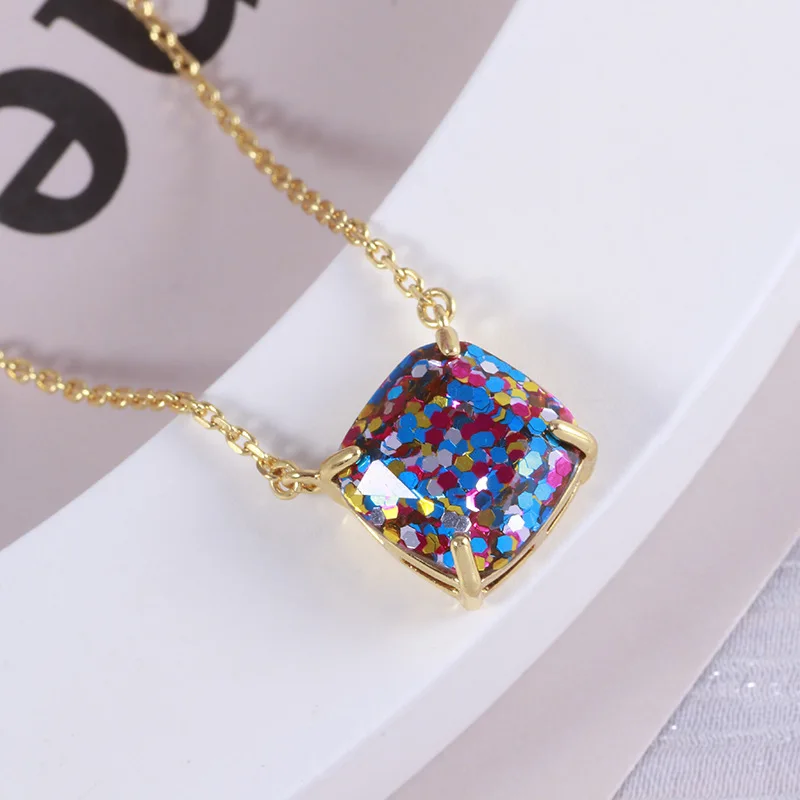 2025 Autumn Winter Simple Fashionable Square Color Glitter Resin Sequin Necklace Clavicle Chain for Girl Cute Gentle Necklace