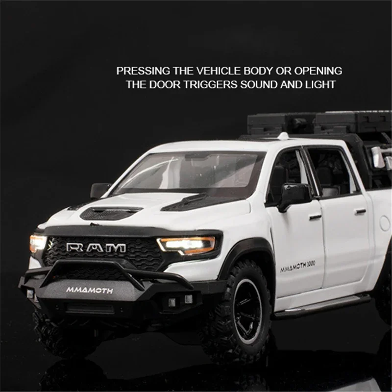 1:32 Mammoth Pickup Truck Toys Car Models Alloy Diecast Car 6 Door Can Opened Sound Light Pull Back Vehicles Children Toys Gift