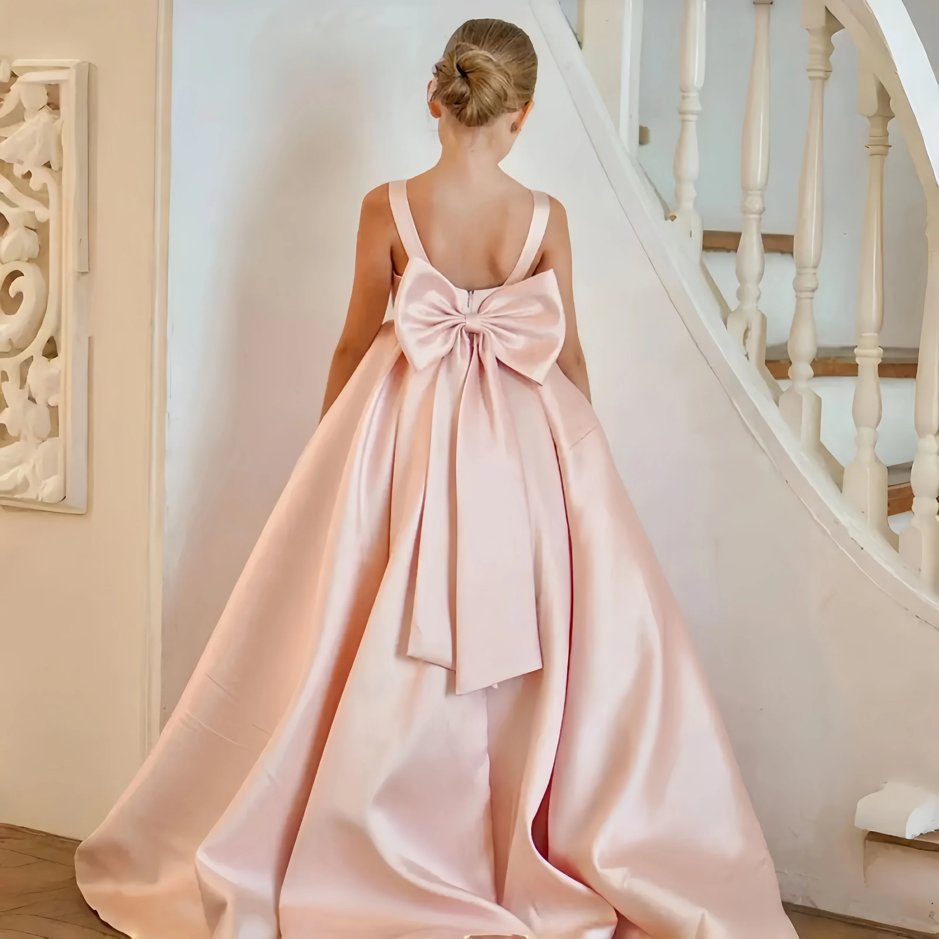 White Flower Girl Dress for Wedding With Bow Satin Floor Length Elegant First Communion Ball Birthday Party Gowns