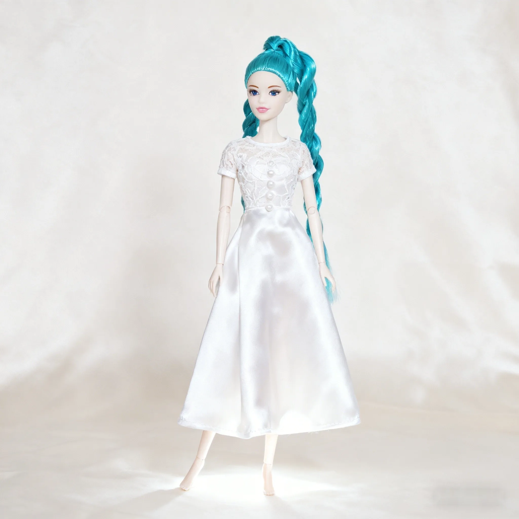 

12.6inch Realistic Collectible BJD Doll - Fashion Model Ball Jointed Doll with 12 Joints for DIY Crafting (No Clothing