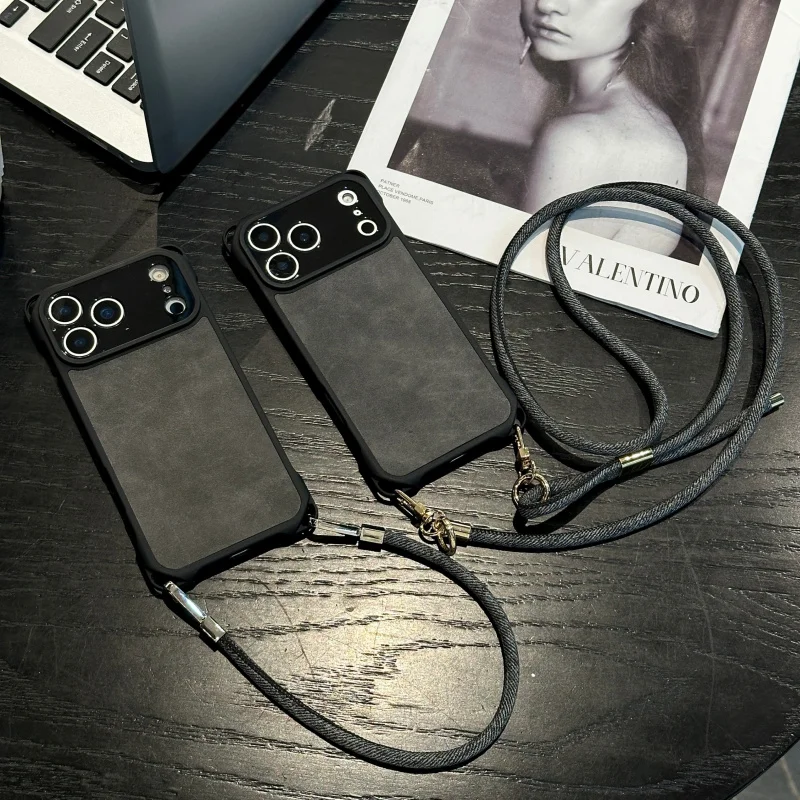 

Four-corner dark gray fabric with metal buckle and adjustable length strap is suitable foriphone17promaxTrendy phone cases13Mobi