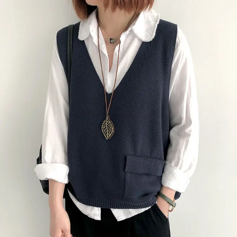 Autumn New Knit Waistcoat Women V-Neck Pullovers Large Size Sleeveless Sweater Loose Vest