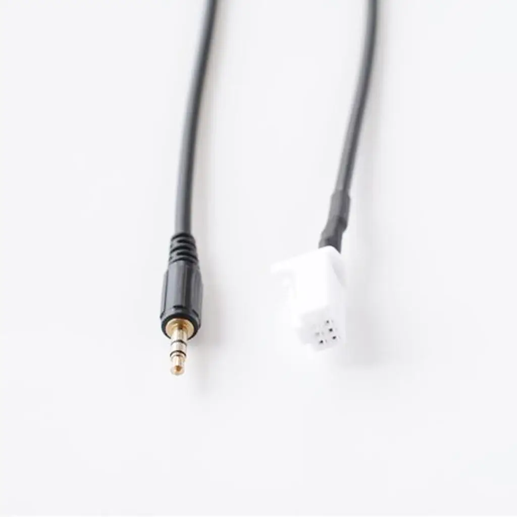 Metal and Plastic Car AUX Adapter 3.5mm Audio Cable Direct Connection for Suzuki Swift Jimny Vitra