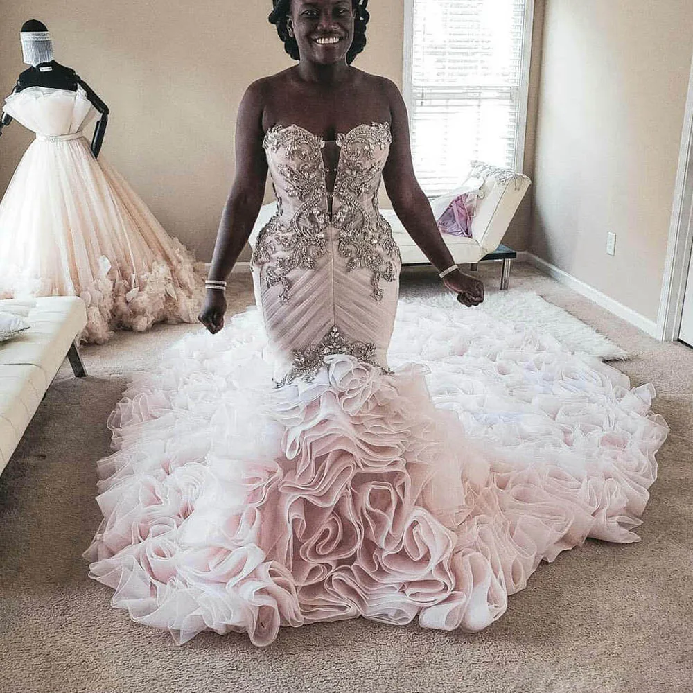 Robe de mariée sirène rose africaine pour femmes, jupes à plusieurs niveaux appliquées avec perles, vêtements sur mesure pour patients, de haute qualité