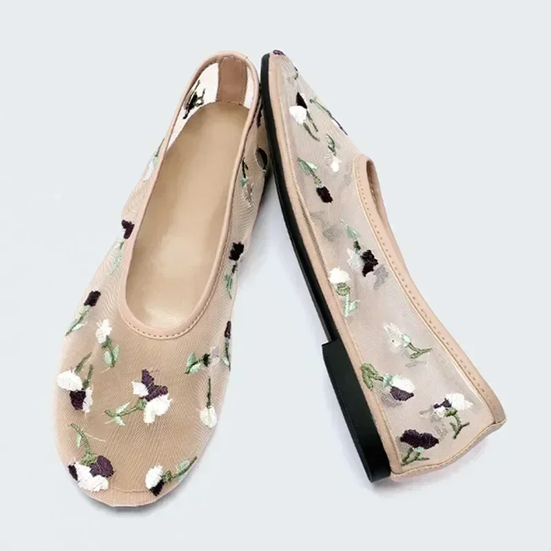 Hand Embroidered Flowers Designer Mesh Hollow Flats Ballet Shoes Women Summer Light Breathable Mary Jane Shoe Elegant Mules Shoe