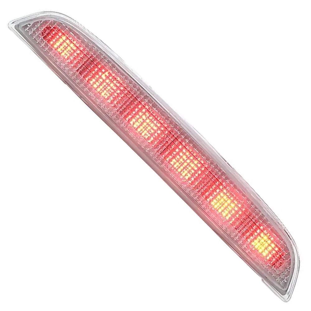 

For Mitsubishi Outlander (pre-facelift) 2013 2014 2015 2016 High Mounted Third Brake Light Third Brake Signal Light 8334A113