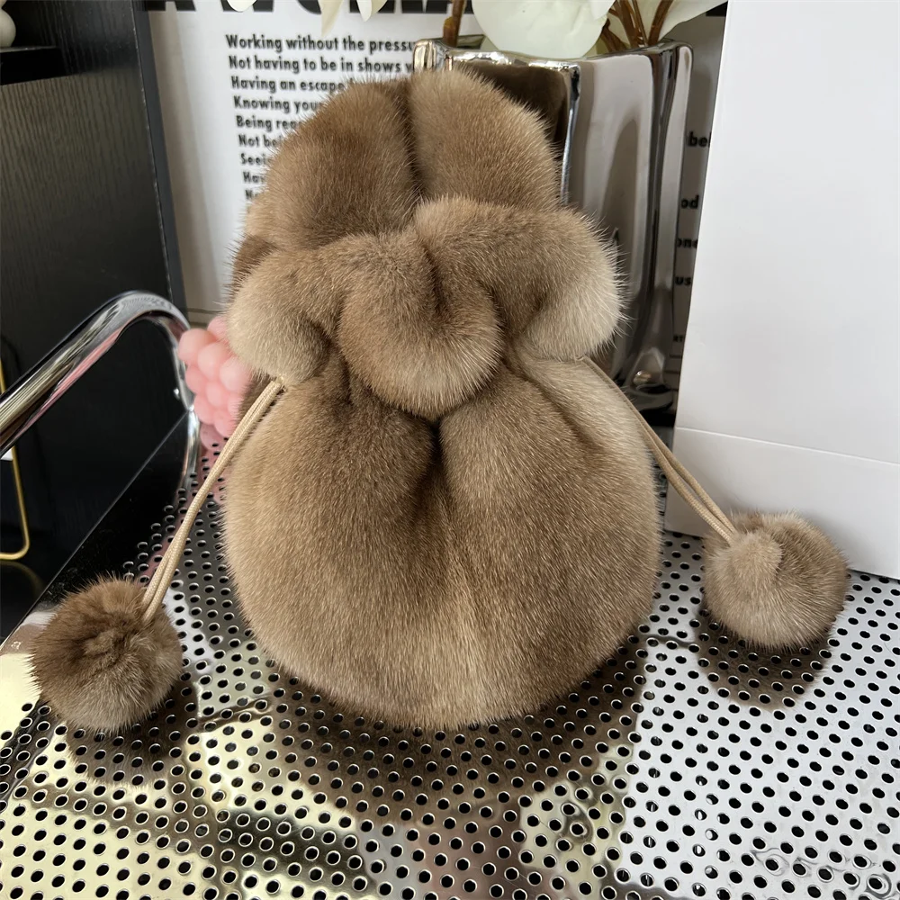 Fashion Women Mink Fur Lury Bag Tote Real Mink Crossbody Bag Cute Drawstring Ladies Plush Evening Bag