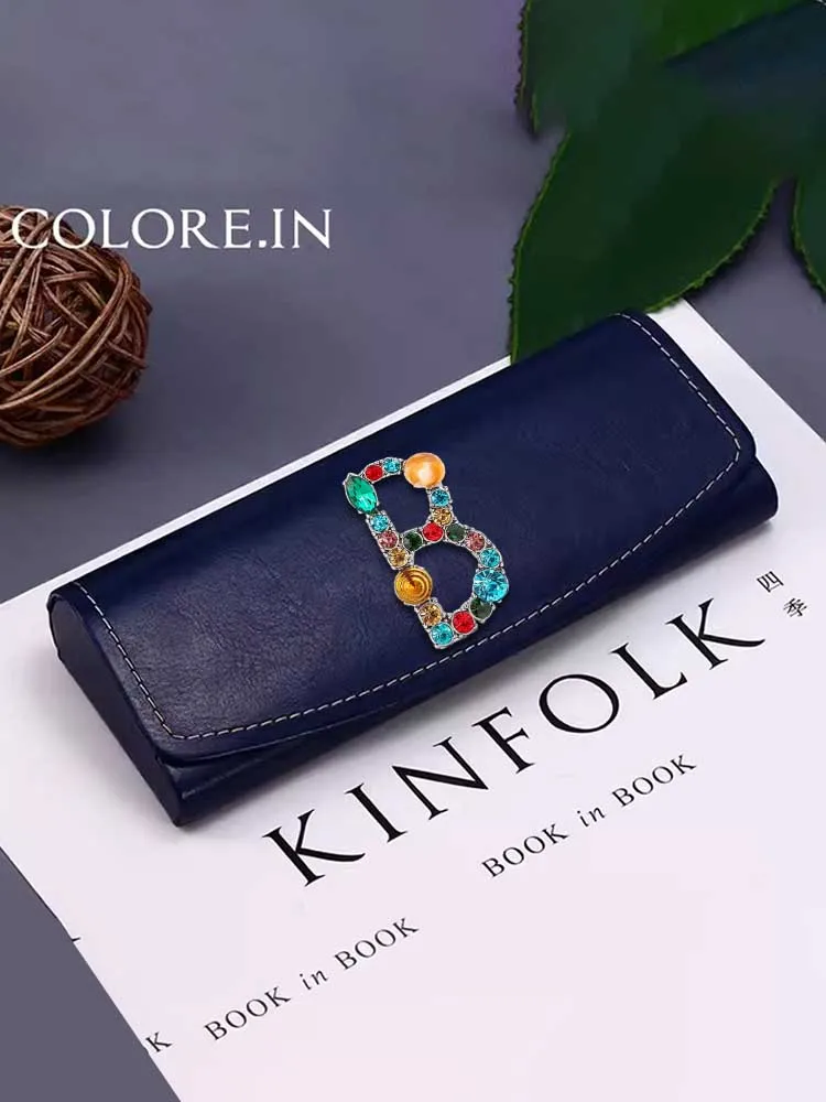 

Customized Compact High-End PU Glasses Box Eyewear Cases Personalized Customer Name for Women Artistic Approach: Collage-Influen