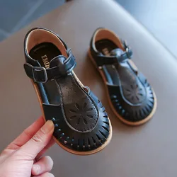 Sandalias para niñas, zapatos de suela suave hueca para niños, zapatos de princesa de moda tallados, zapatos de playa, zapatos de princesa con recortes calientes, 2023