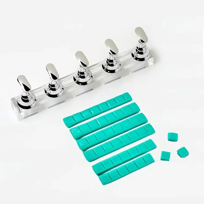 Magnetic Nail Stand for Beginners with Clay Glue Nail Extension Perfect for Home Salon Manicure Nail Display Practice Art Tools