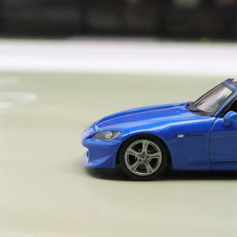 1:64 Scale Honda S2000 AP2 Type S Sports Car Simulation Alloy Car Model Static Display Collectible Gift Souvenir Decoration