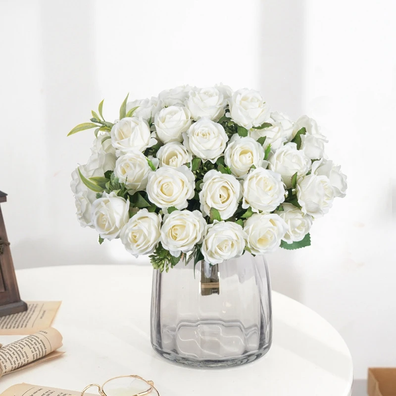 10 künstliche Blumenköpfe, Seidenrosen für Scrapbooking, Weihnachten, Hochzeit, Party, Blumenstrauß, Haushaltsprodukte, Vasen für die Heimdekoration – Detail 2