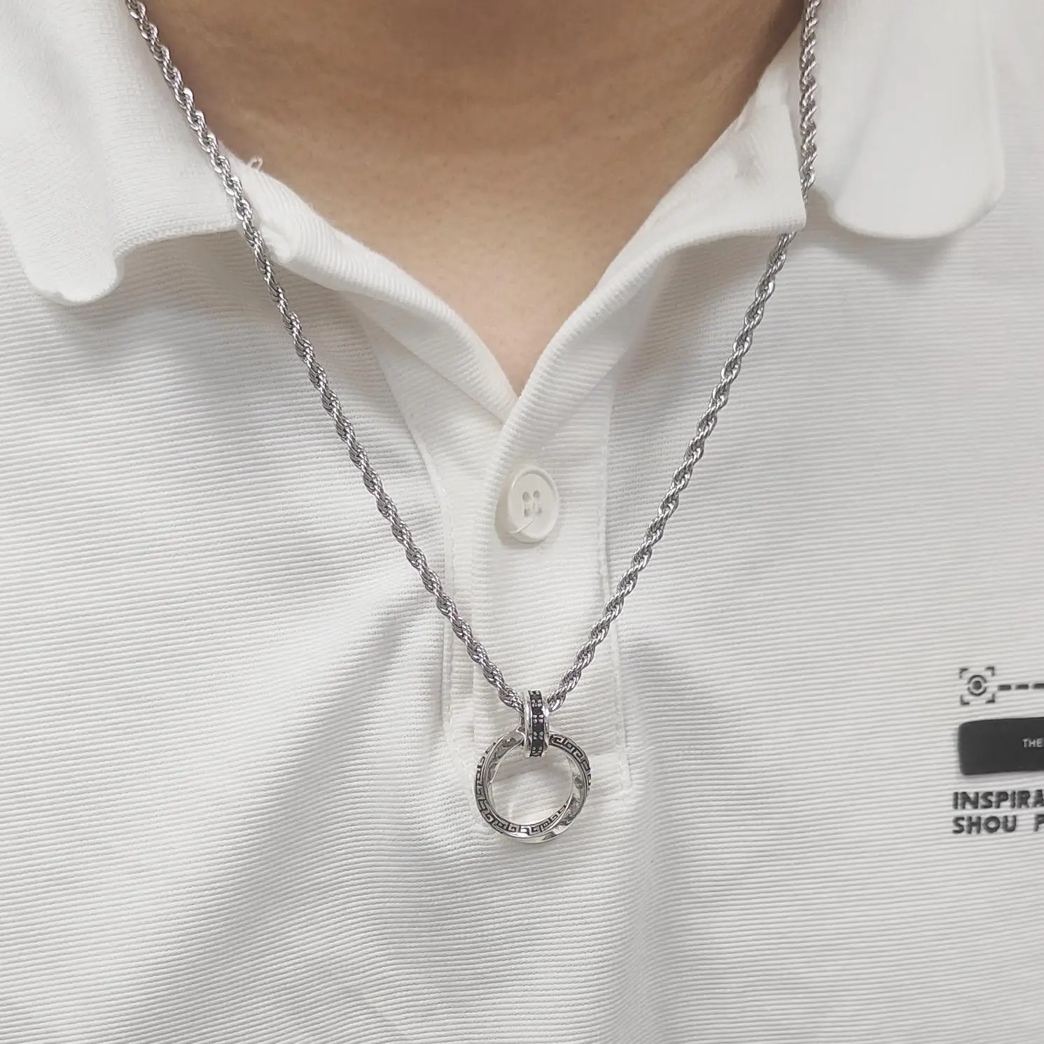 Male Mobius Double Circle Necklace Rhinestone Inlaid Hip Hop Pendant Simple Daily Wear Cold Wind Clavicle Chain Fashion Jewelry