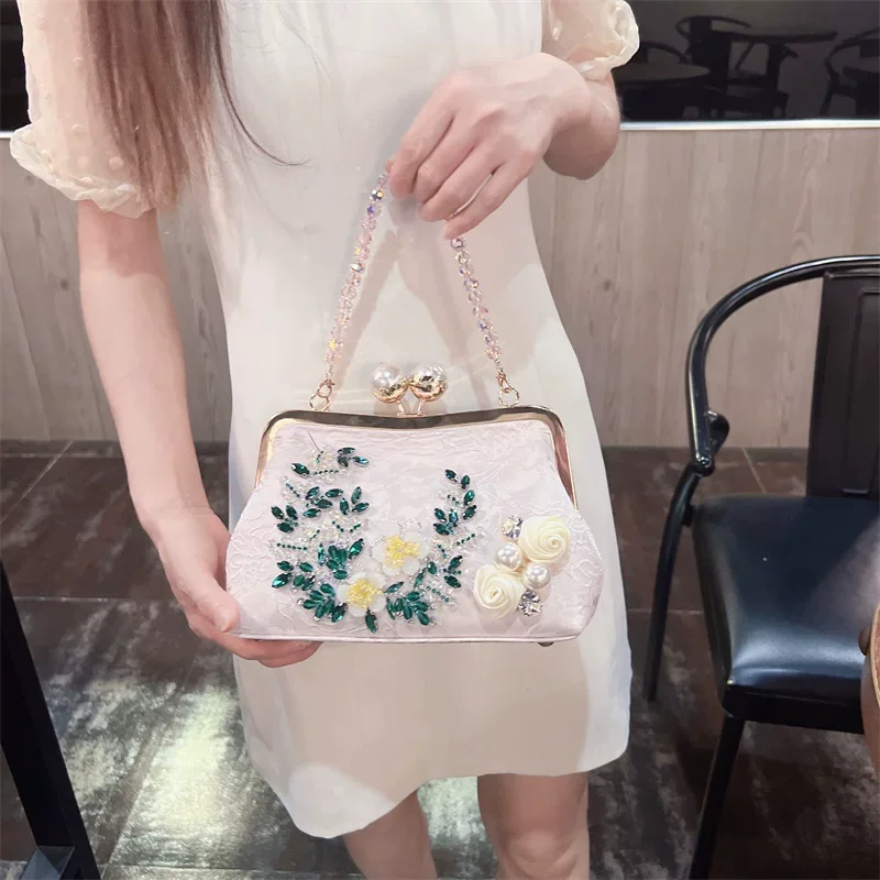 Luxury White Lace Floral Beaded Evening Clutch Bag Crystal Fashion Beads Beading Chain Women Handbag Wedding Party Banquet Bag