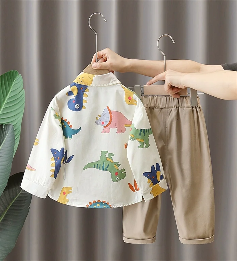 Nouveau printemps et automne tendance de la mode pour garçons AOP dinosaure chemise à manches longues pantalons pour garçons ensemble deux pièces