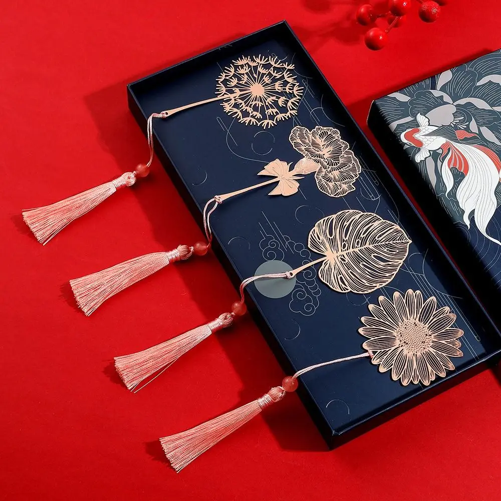 Dandelion Flower Leaf Chinese Style Bookmark Sunflower Hollow Tassel Book Clip Stationery Reading Gift Book Markers