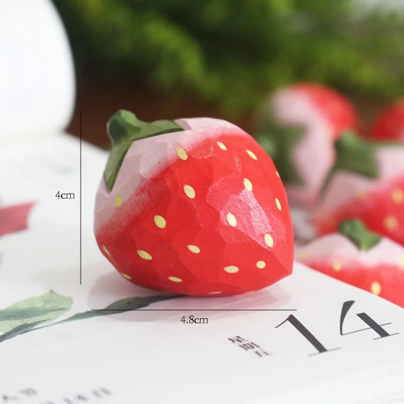 1 PC Wooden Pendant Jewelry Creative Strawberry Shape Cute Cartoon Keychain Bag Hanging Decoration Unique Home Souvenir Gift